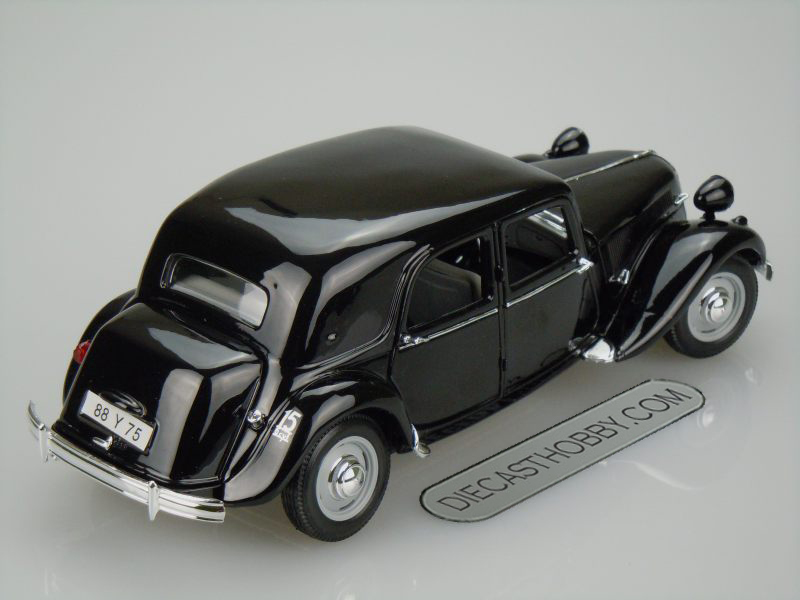 1952 Citroen 15CV 6 Cyl (SE) (Black) 2