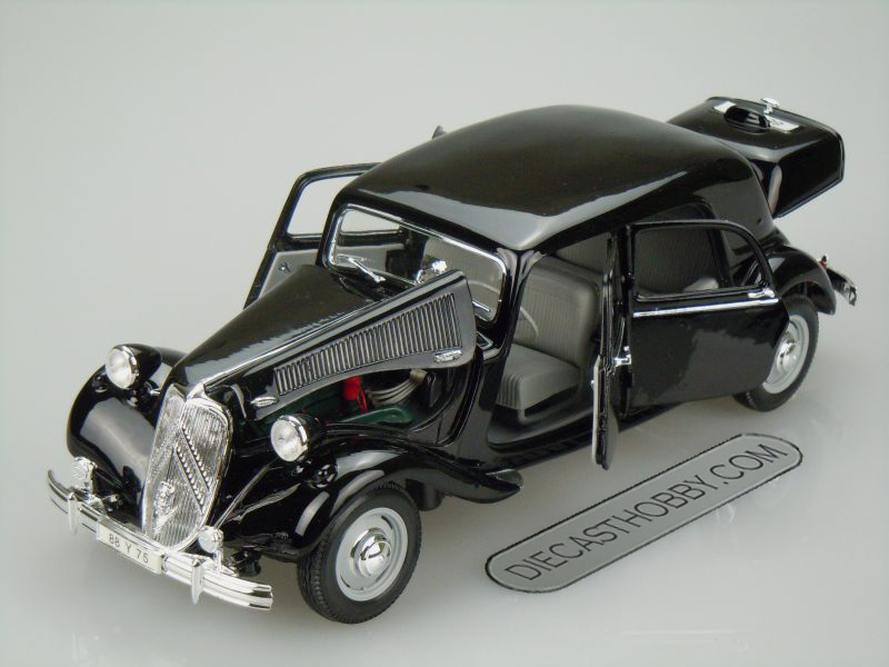 1952 Citroen 15CV 6 Cyl (SE) (Black) 3