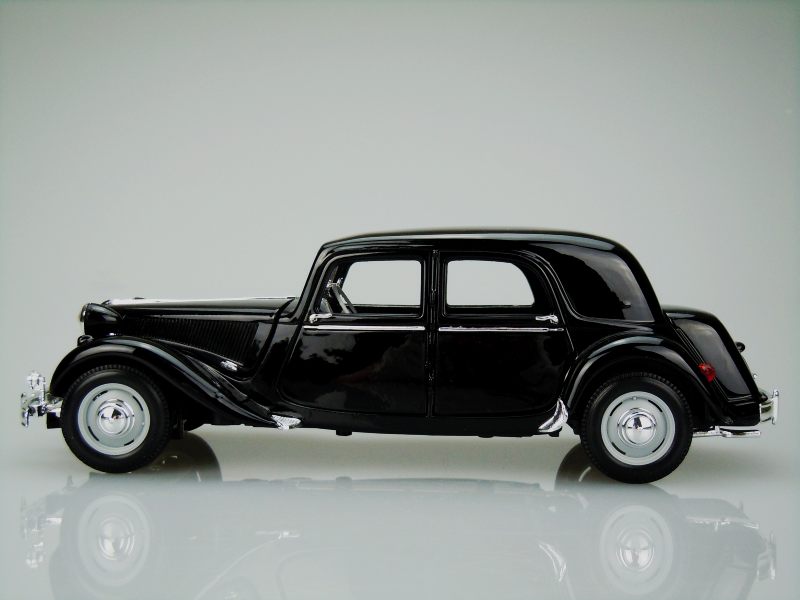 1952 Citroen 15CV 6 Cyl (SE) (Black) 7